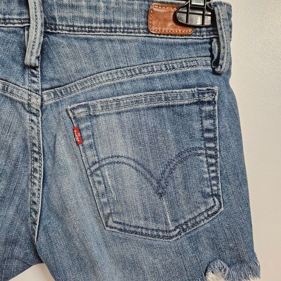 Levi's Cut Off Denim Jean Shorts Junior 5 (28x3) Blue Distressed Hippie Low-Rise - Picture 7 of 8